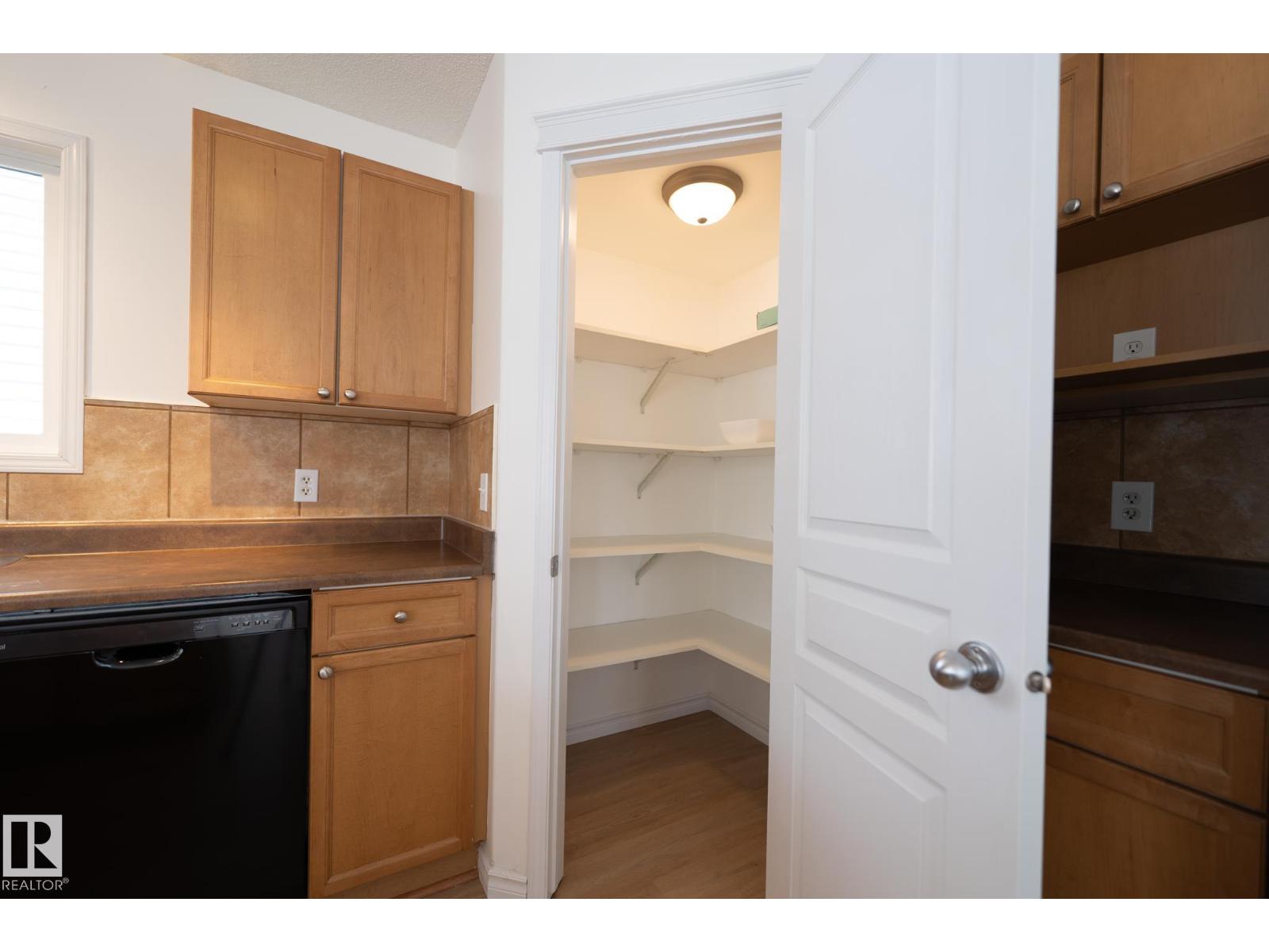 20339 58 AV NW - 18