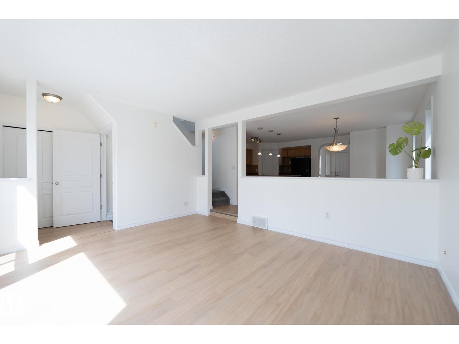 20339 58 AV NW - 23