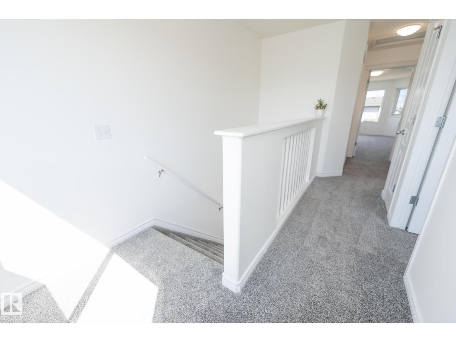 20339 58 AV NW - 28