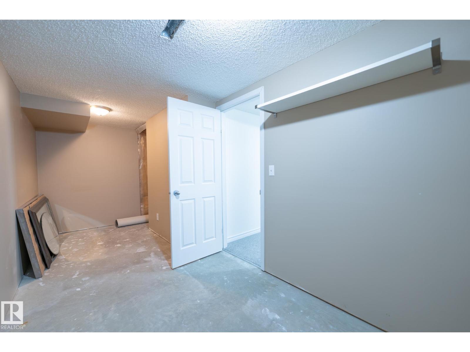 20339 58 AV NW - 57