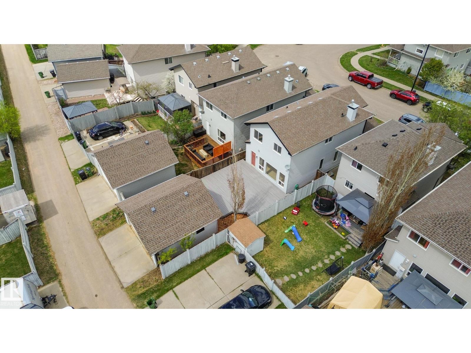 20339 58 AV NW - 70