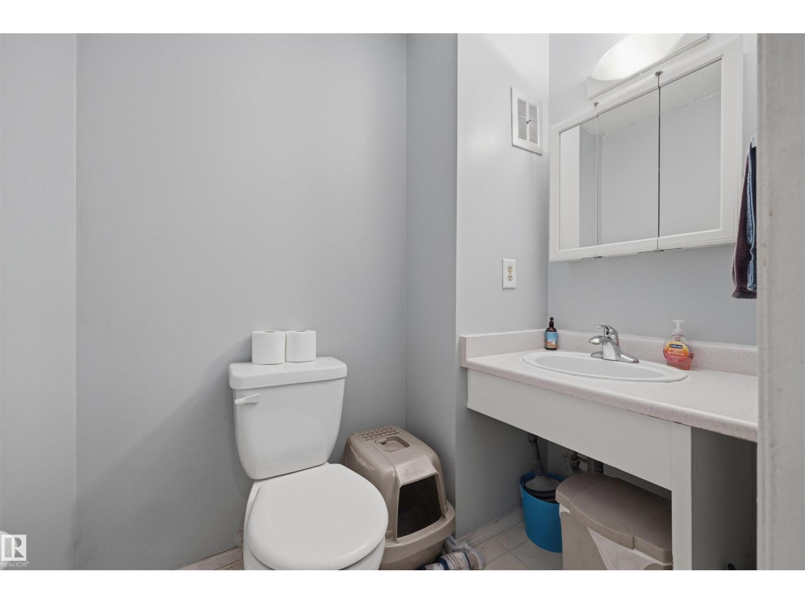 #3 18315 89 AV NW - 16