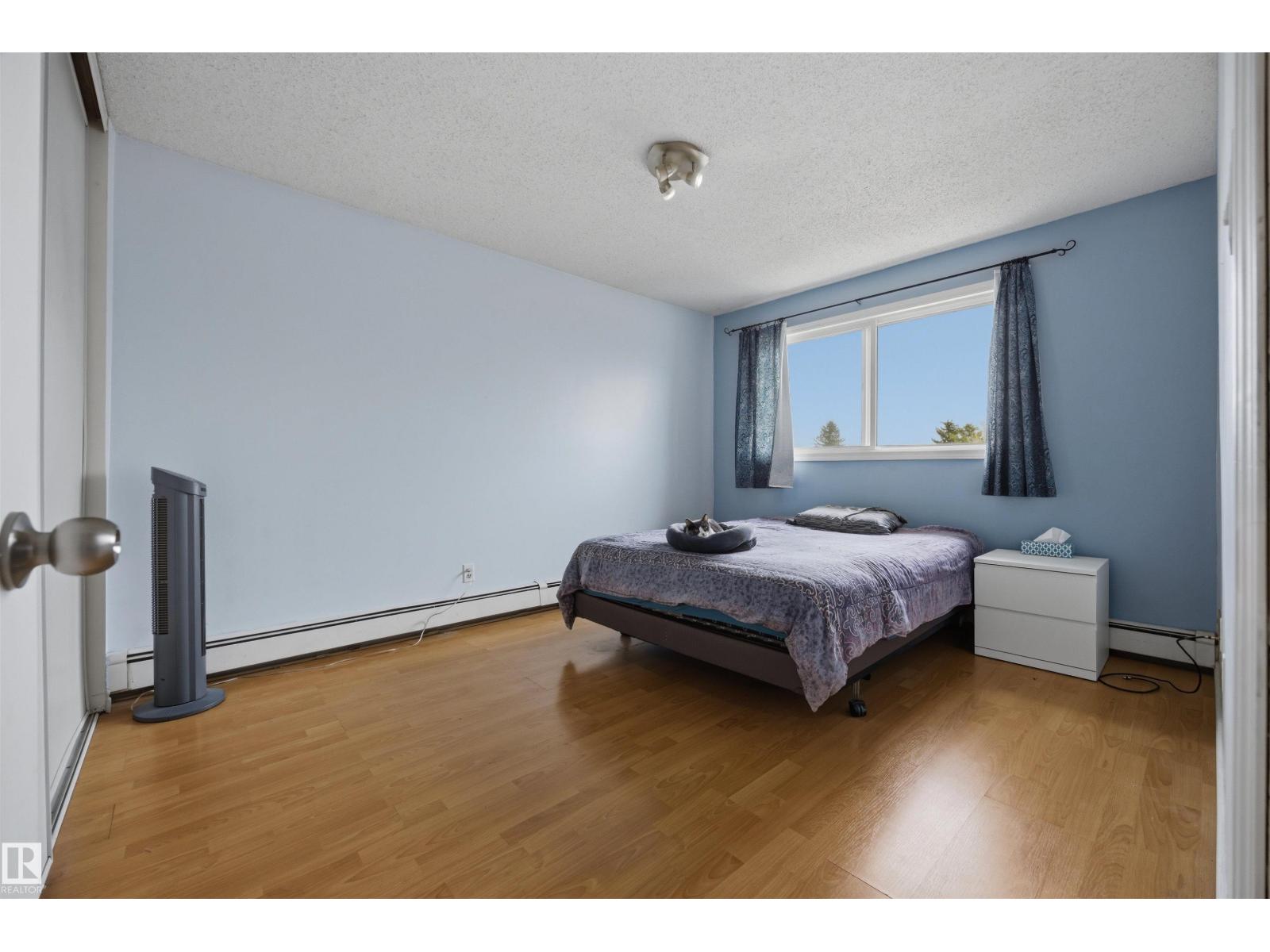 #3 18315 89 AV NW - 24