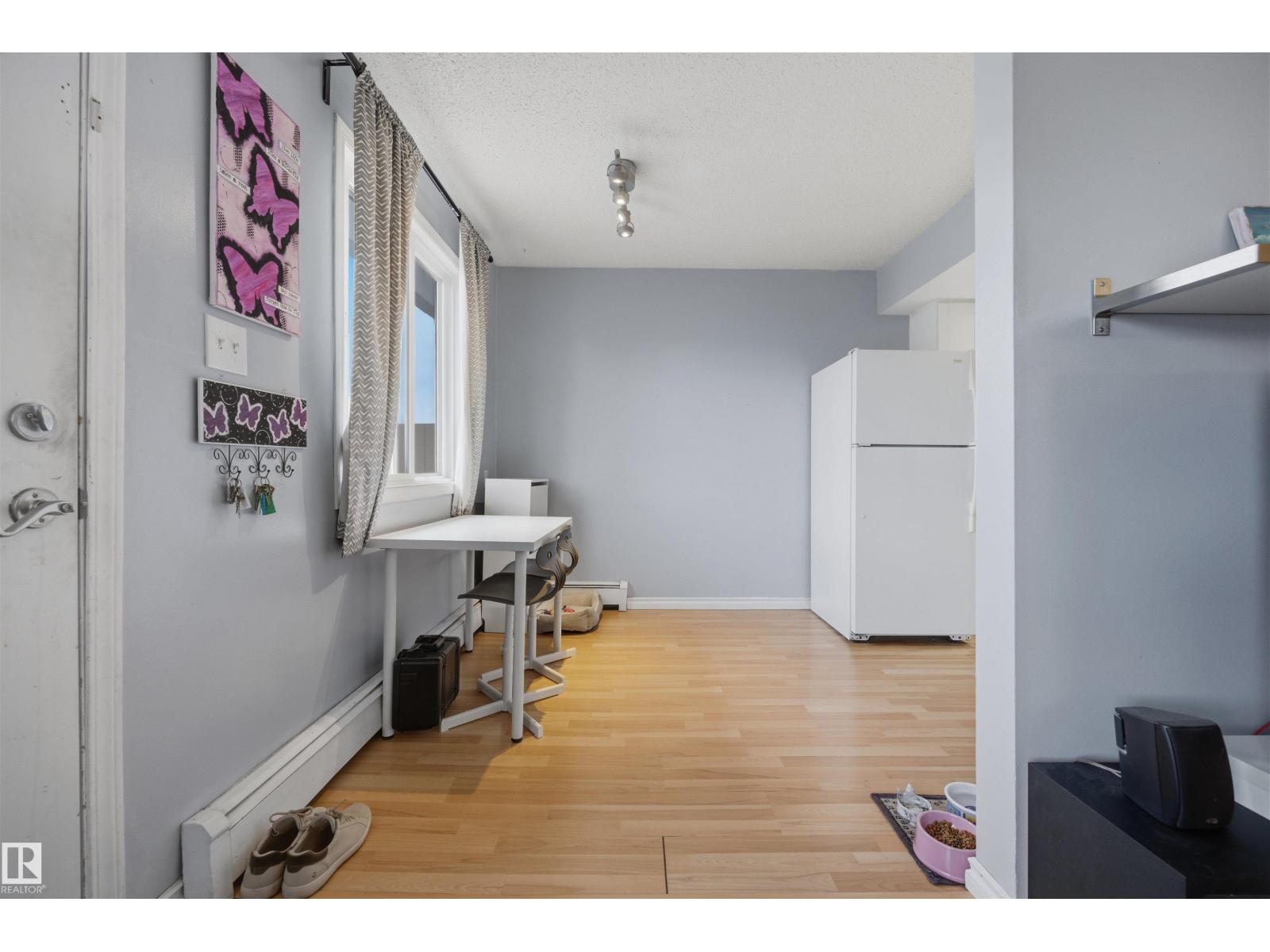 #3 18315 89 AV NW - 8