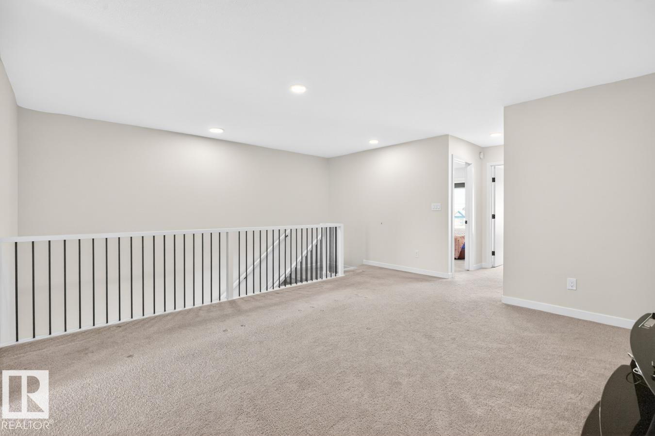 17347 100 ST NW - 18