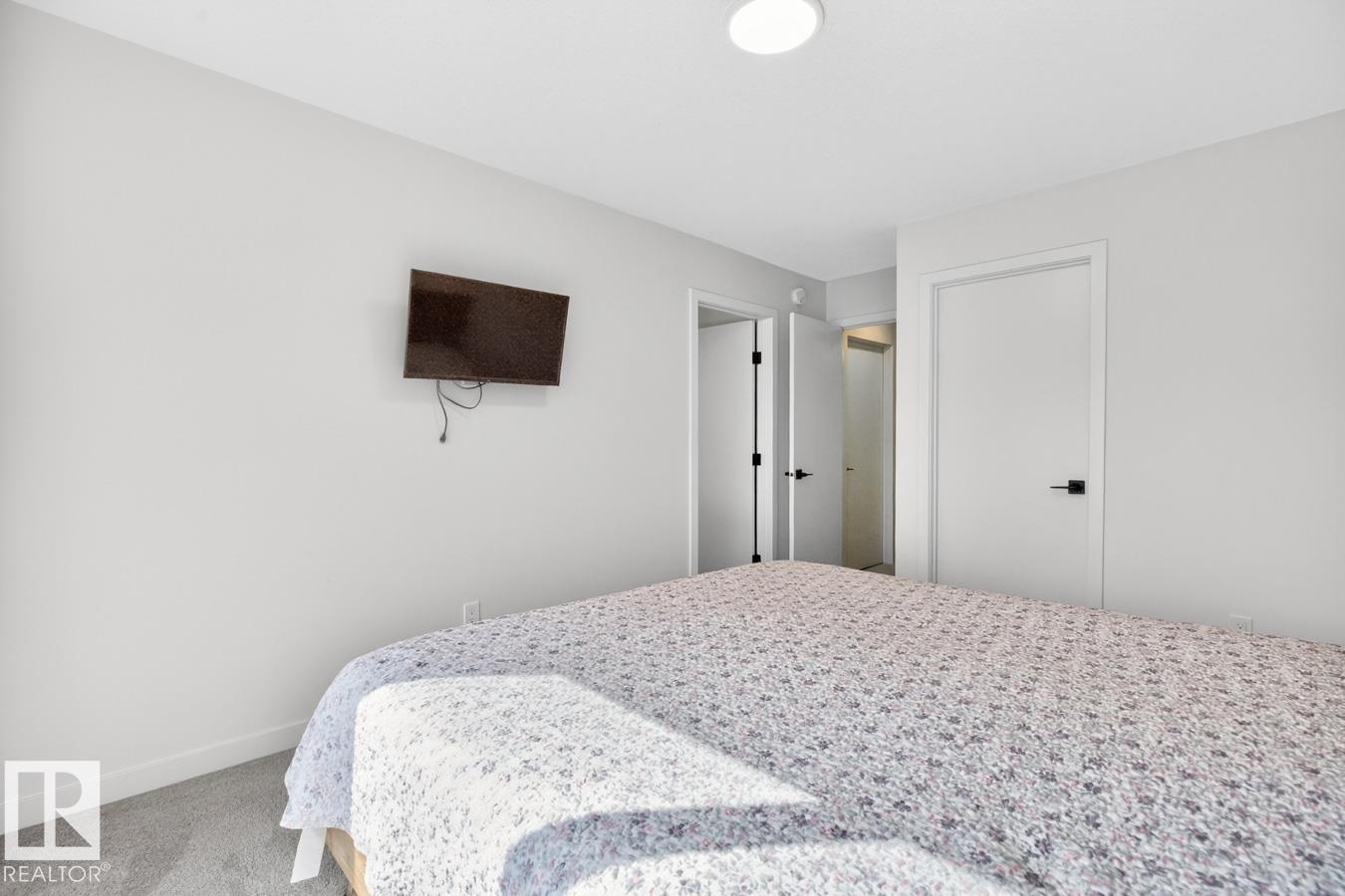17347 100 ST NW - 20