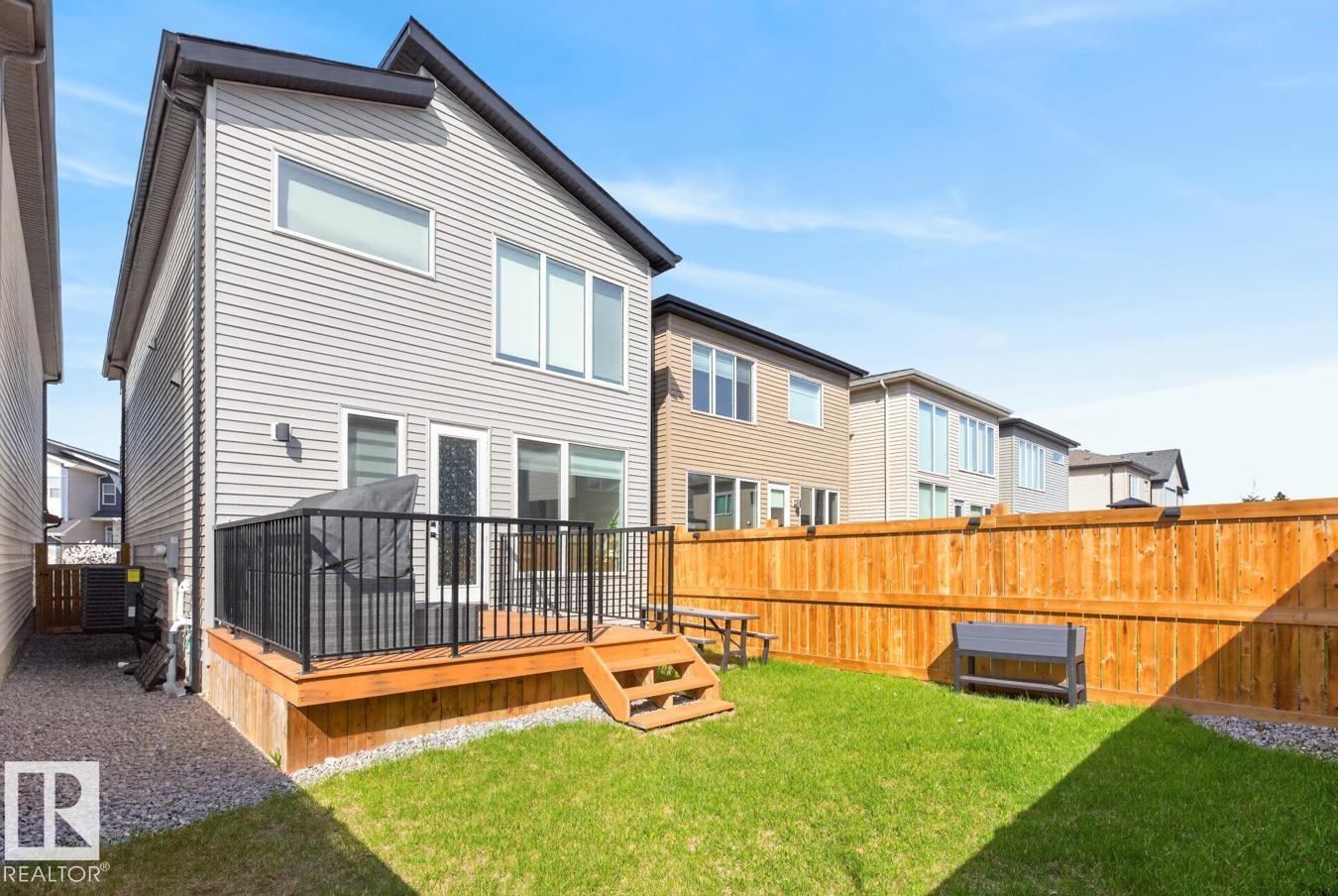 17347 100 ST NW - 28
