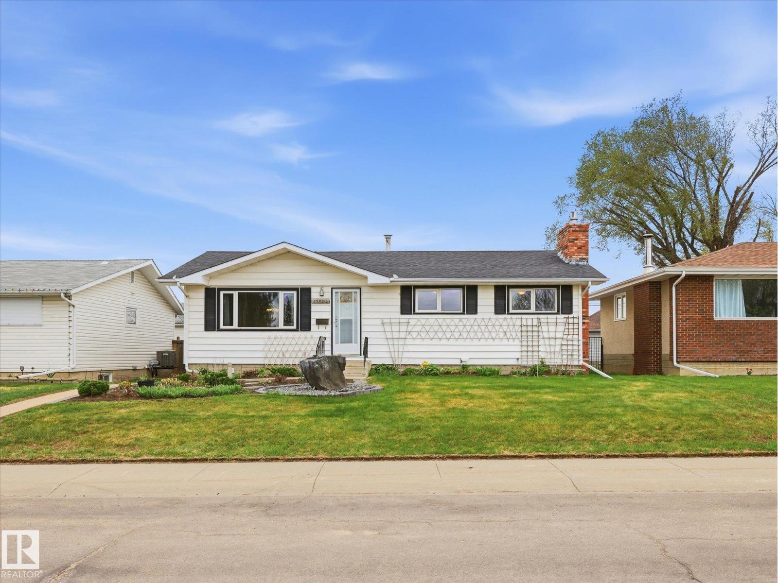 13504 116 St NW NW - 1