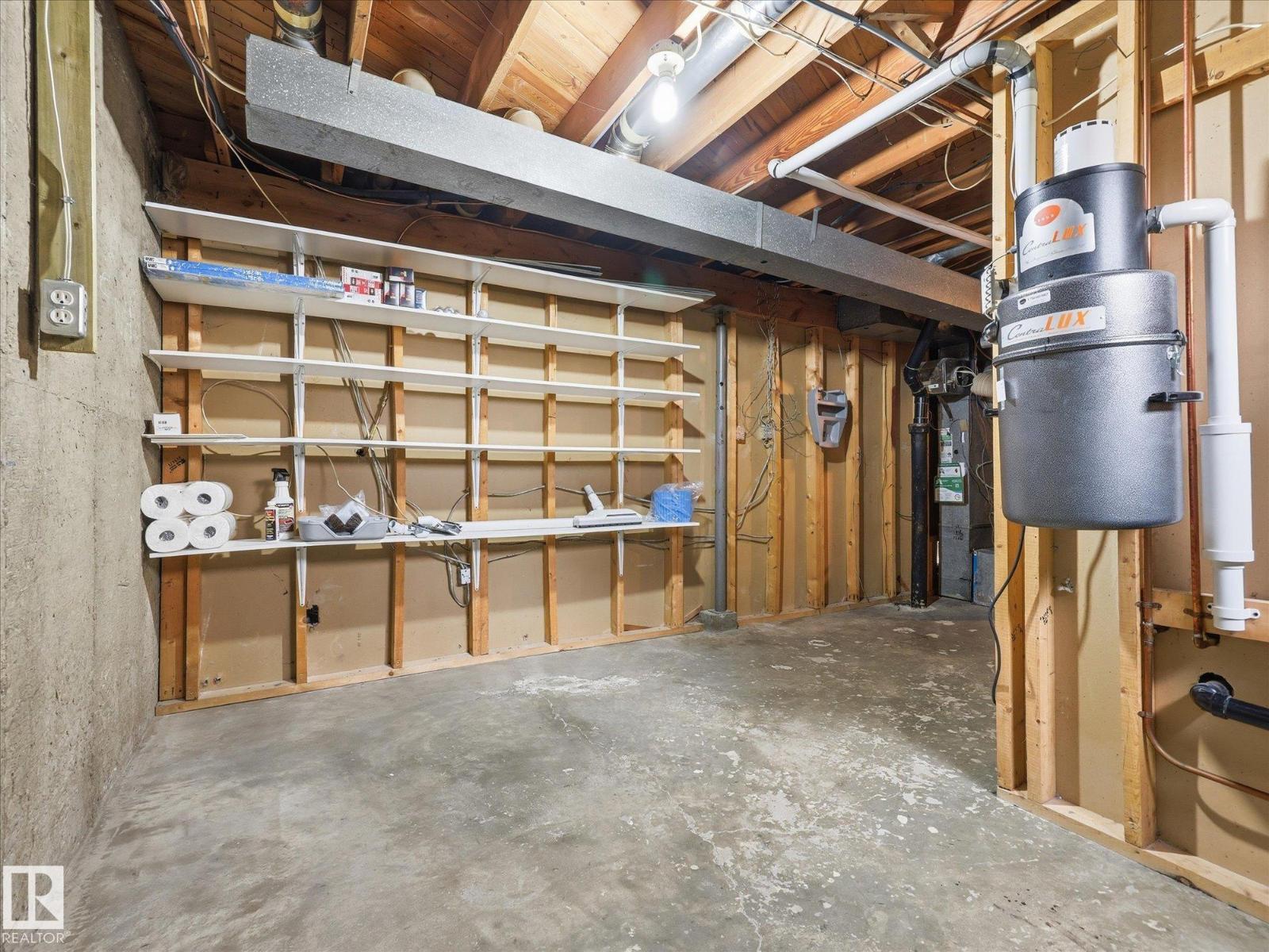 13504 116 St NW NW - 26