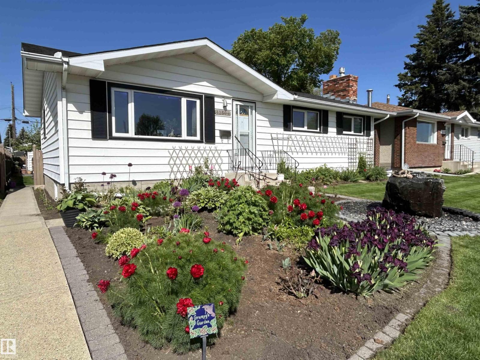 13504 116 St NW NW - 38