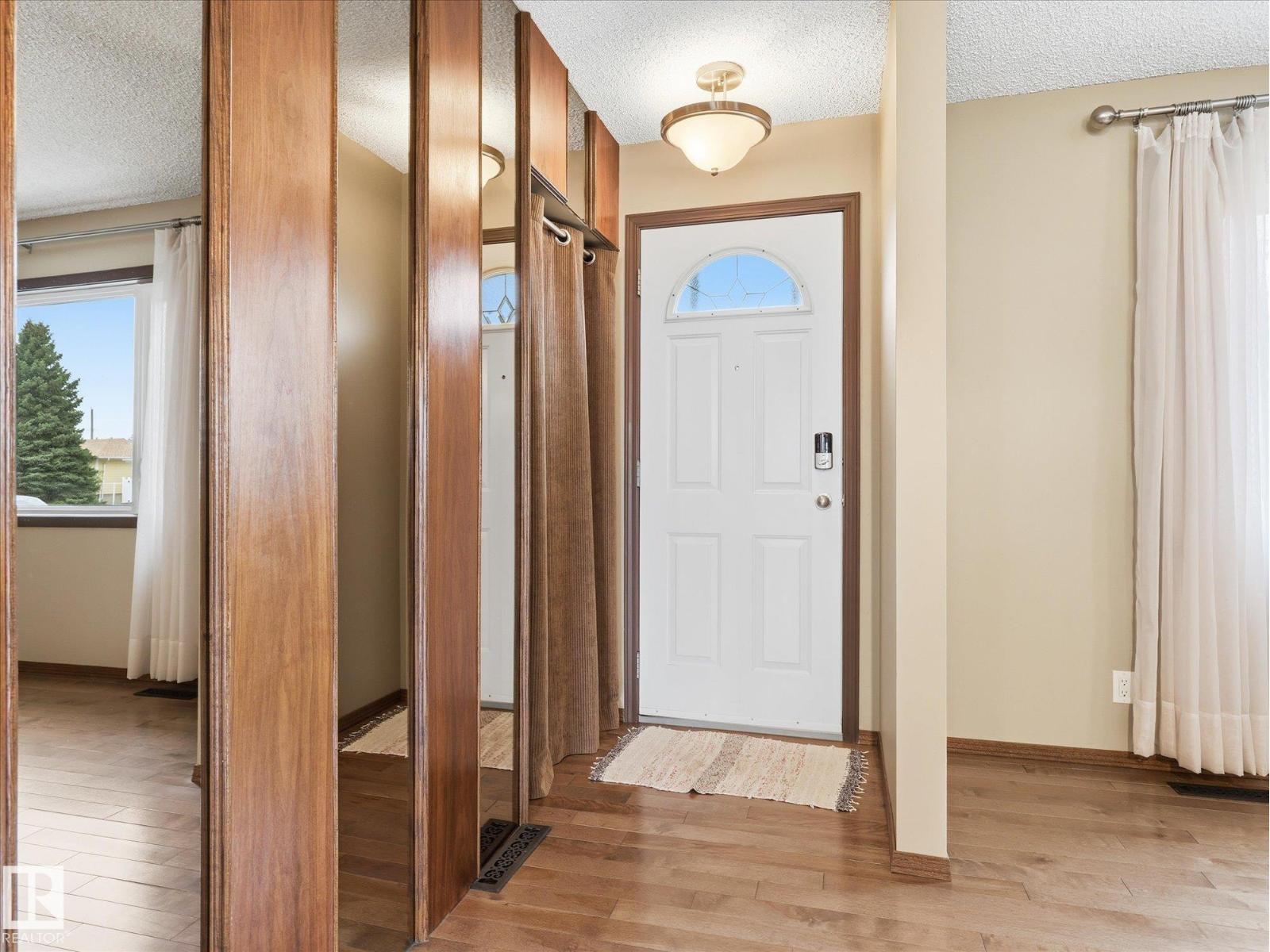13504 116 St NW NW - 4