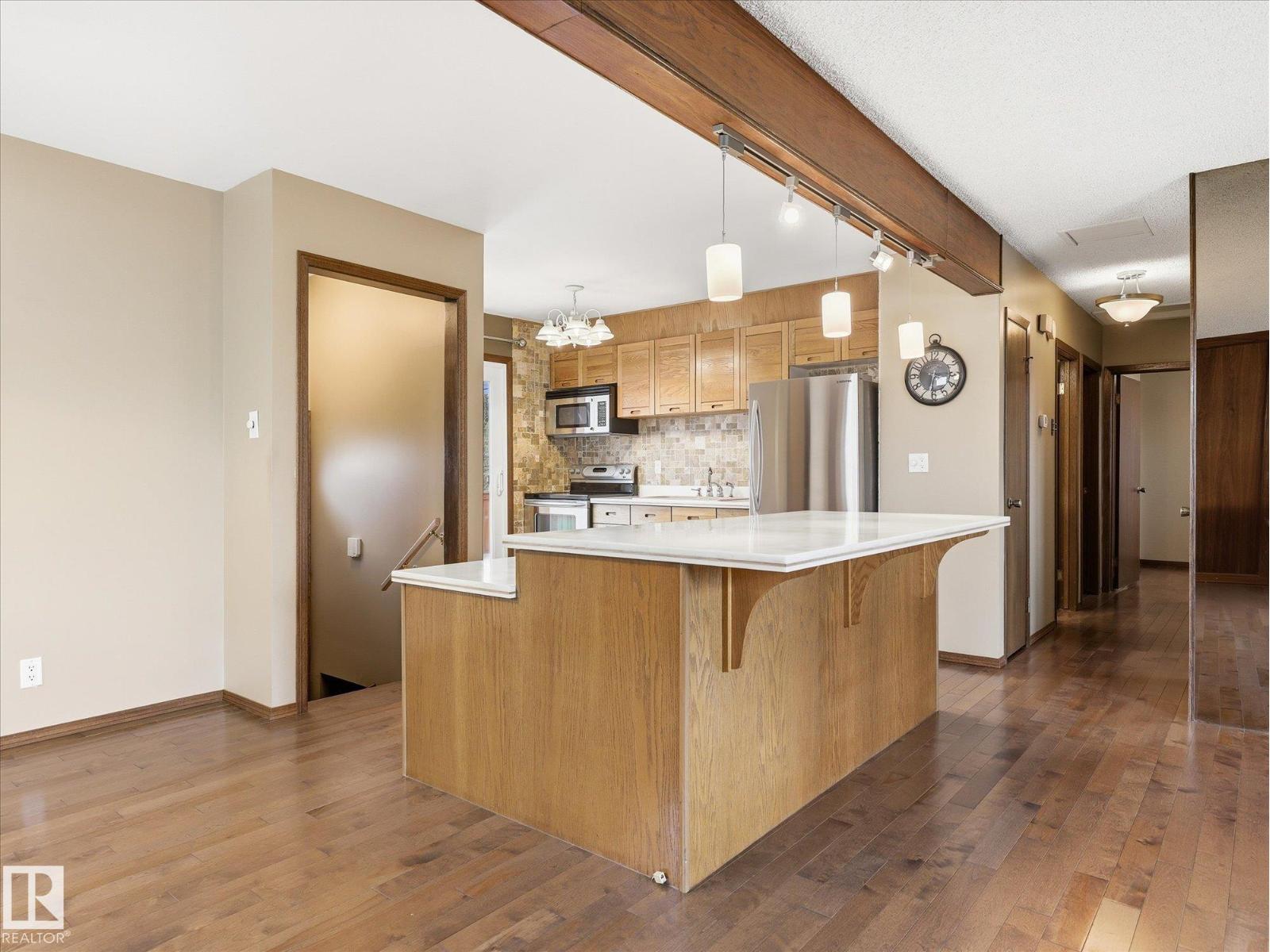 13504 116 St NW NW - 9