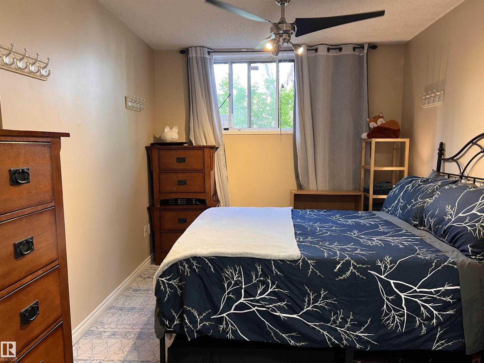 #106 10421 93 ST NW NW - 36