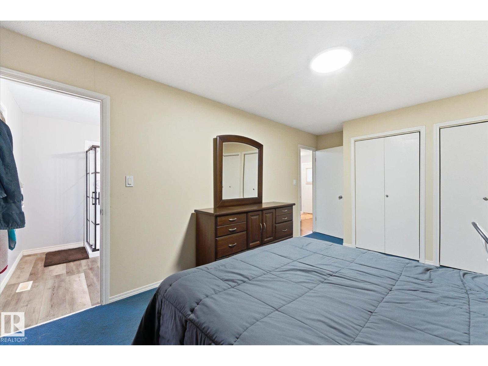 27 WESTVIEW CR - 18
