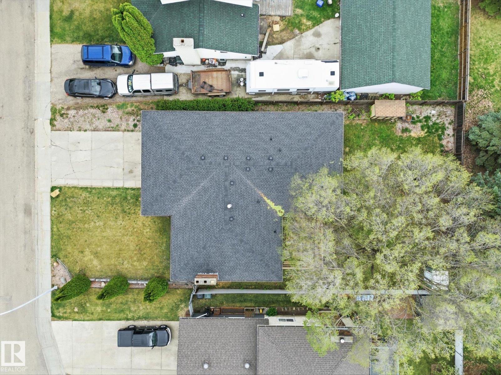 27 WESTVIEW CR - 48