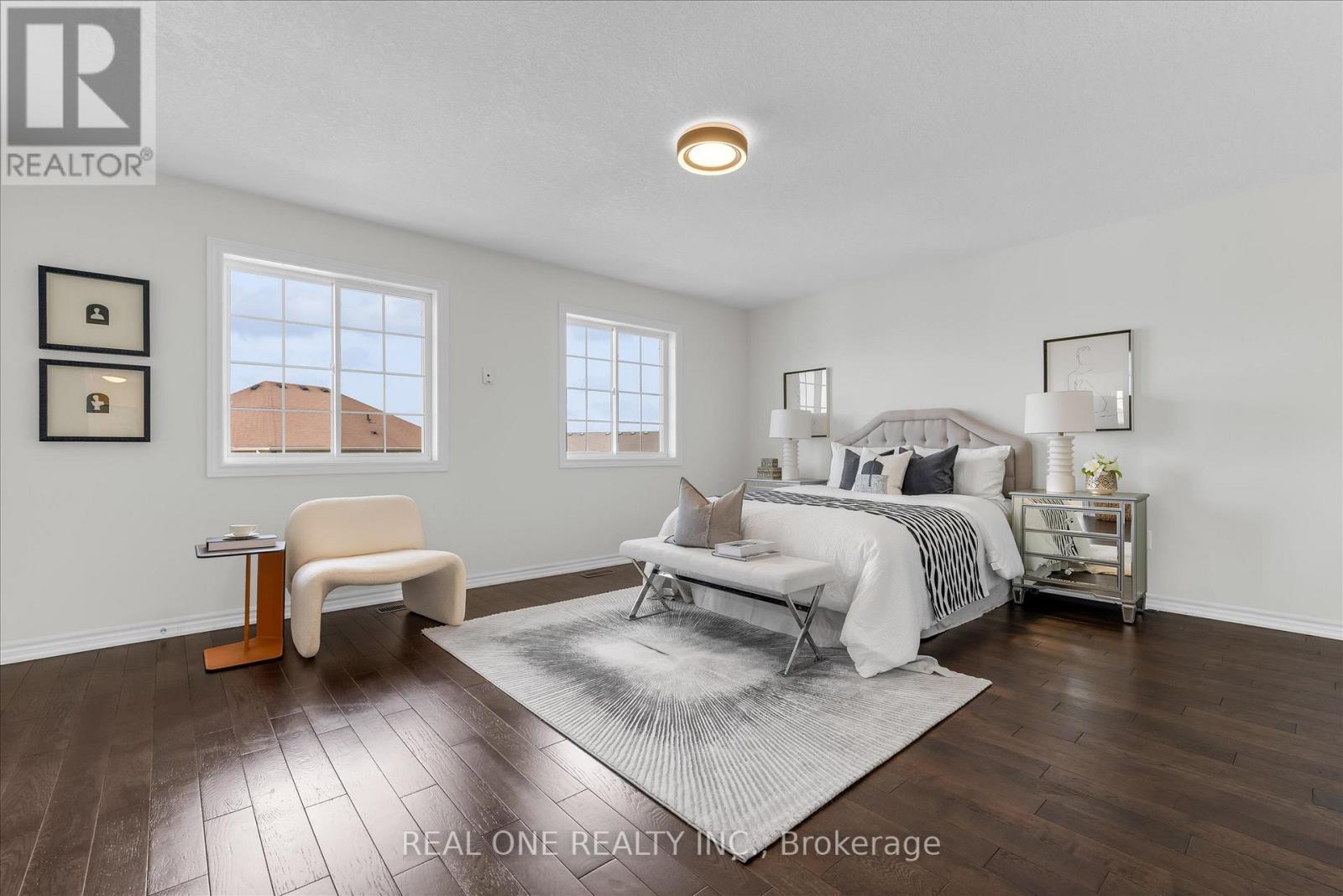 556 SANDERSON CRESCENT - 20