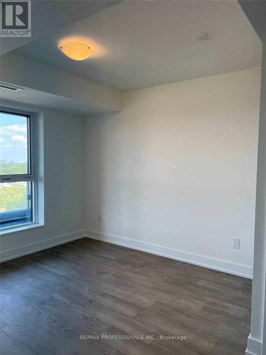 #1527 5 MABELLE AVENUE - 21