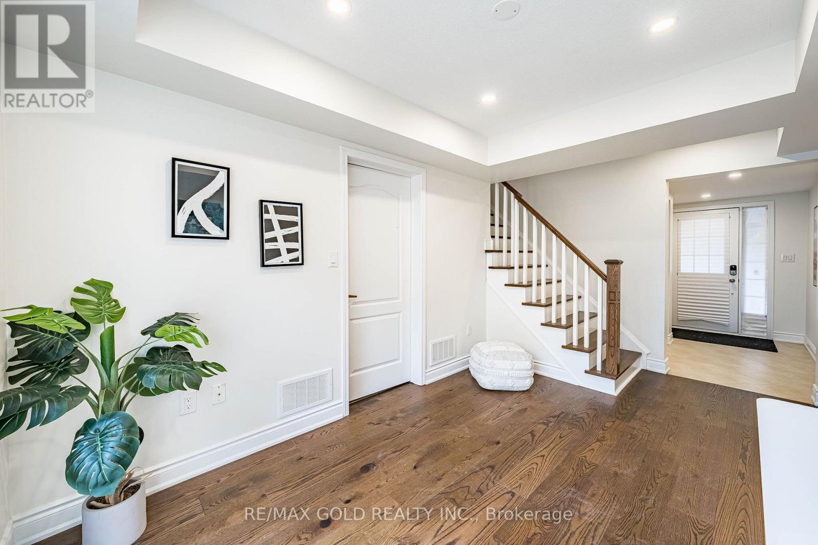 7 VIEWFORTH ROAD - 7