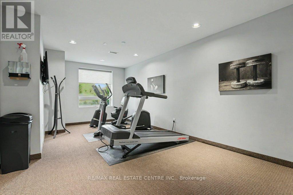 #214 33 WHITMER STREET - 25