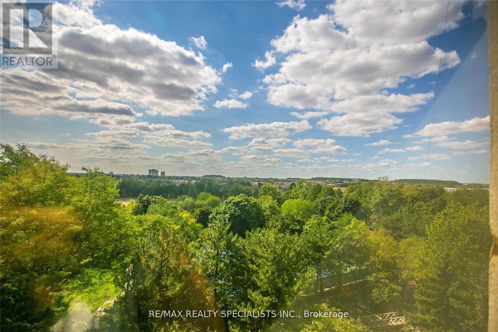 #601 45 KINGSBRIDGE GARDEN CIRCLE - Image 7