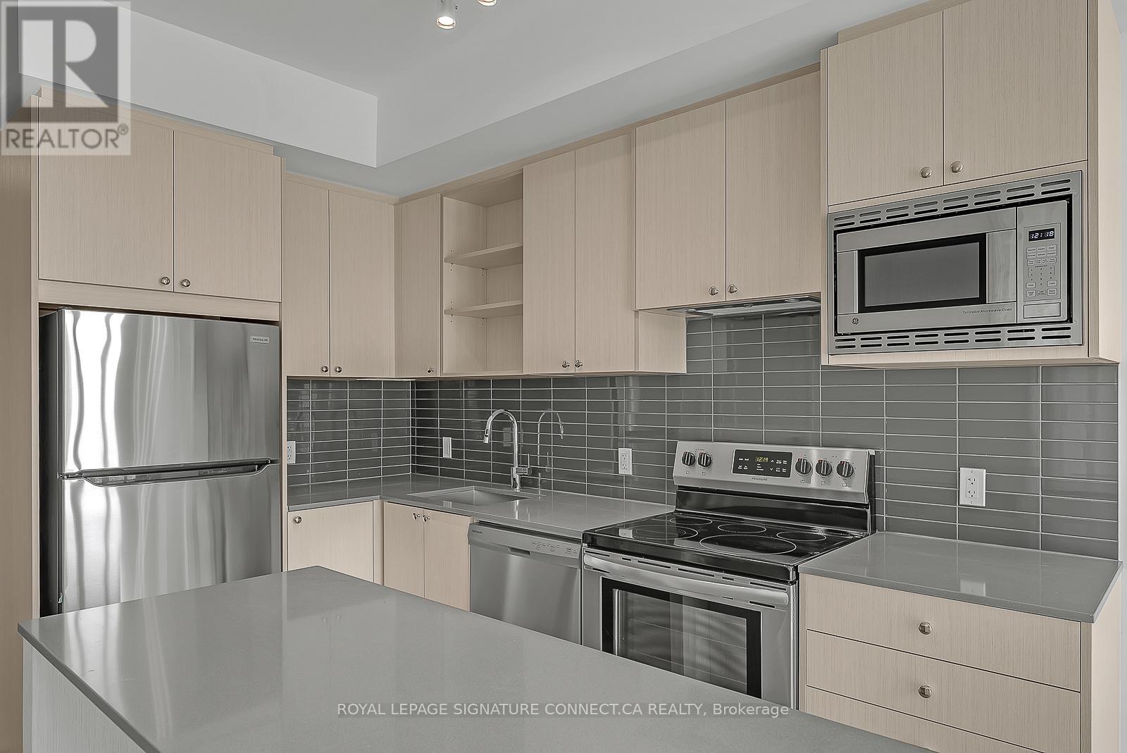 Listing photo of 111 - 60 GEORGE BUTCHART DRIVE