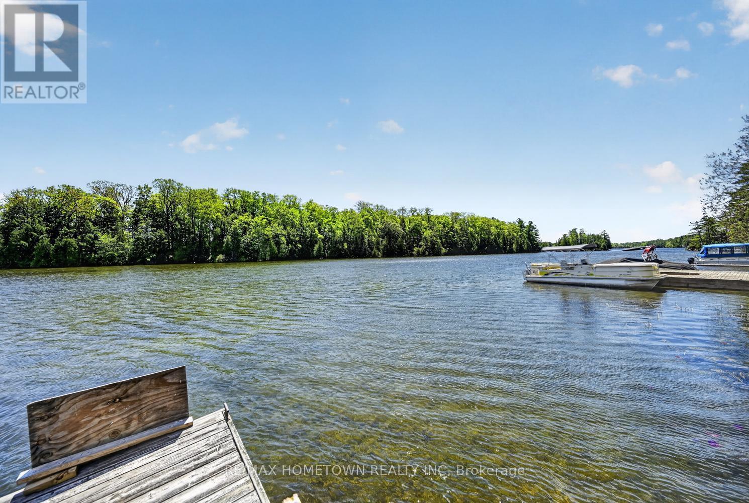 304 HAY BAY LANE - 34