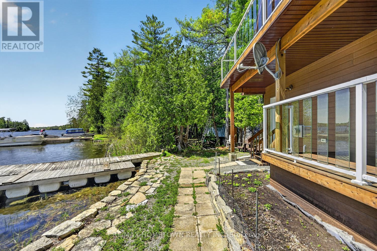 304 HAY BAY LANE - 12