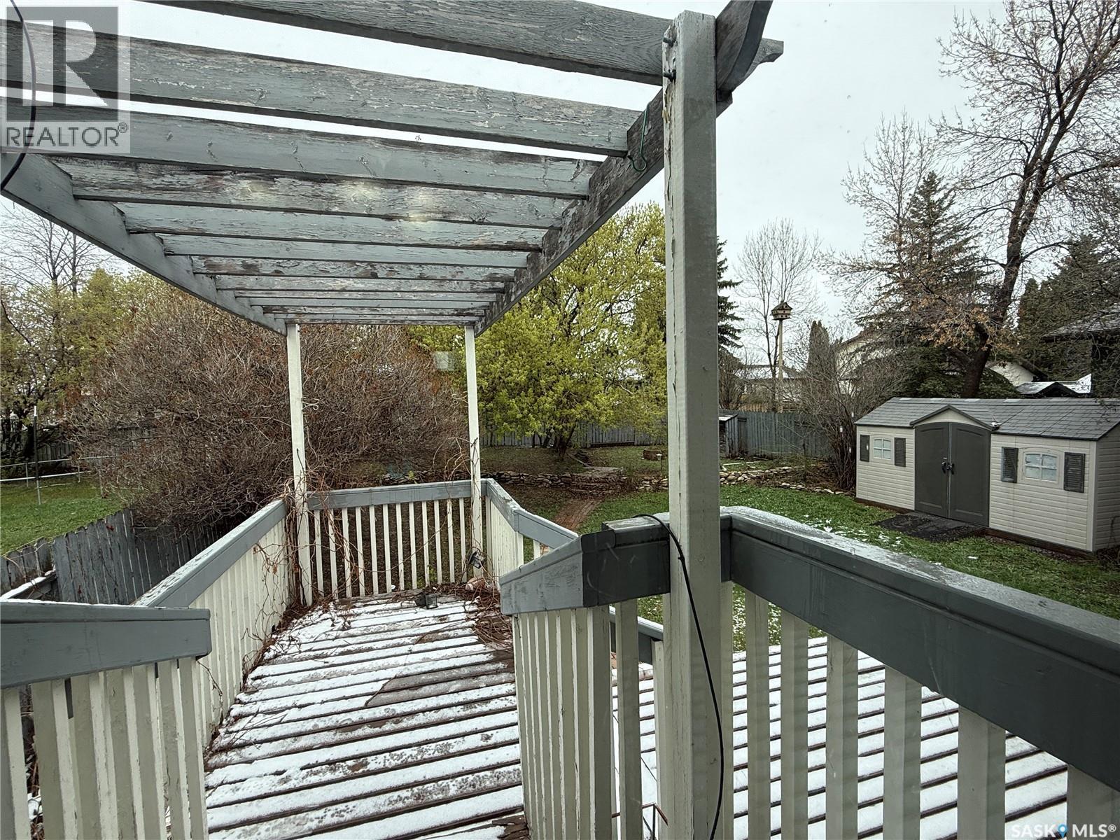 138 WEYAKWIN DRIVE - 12