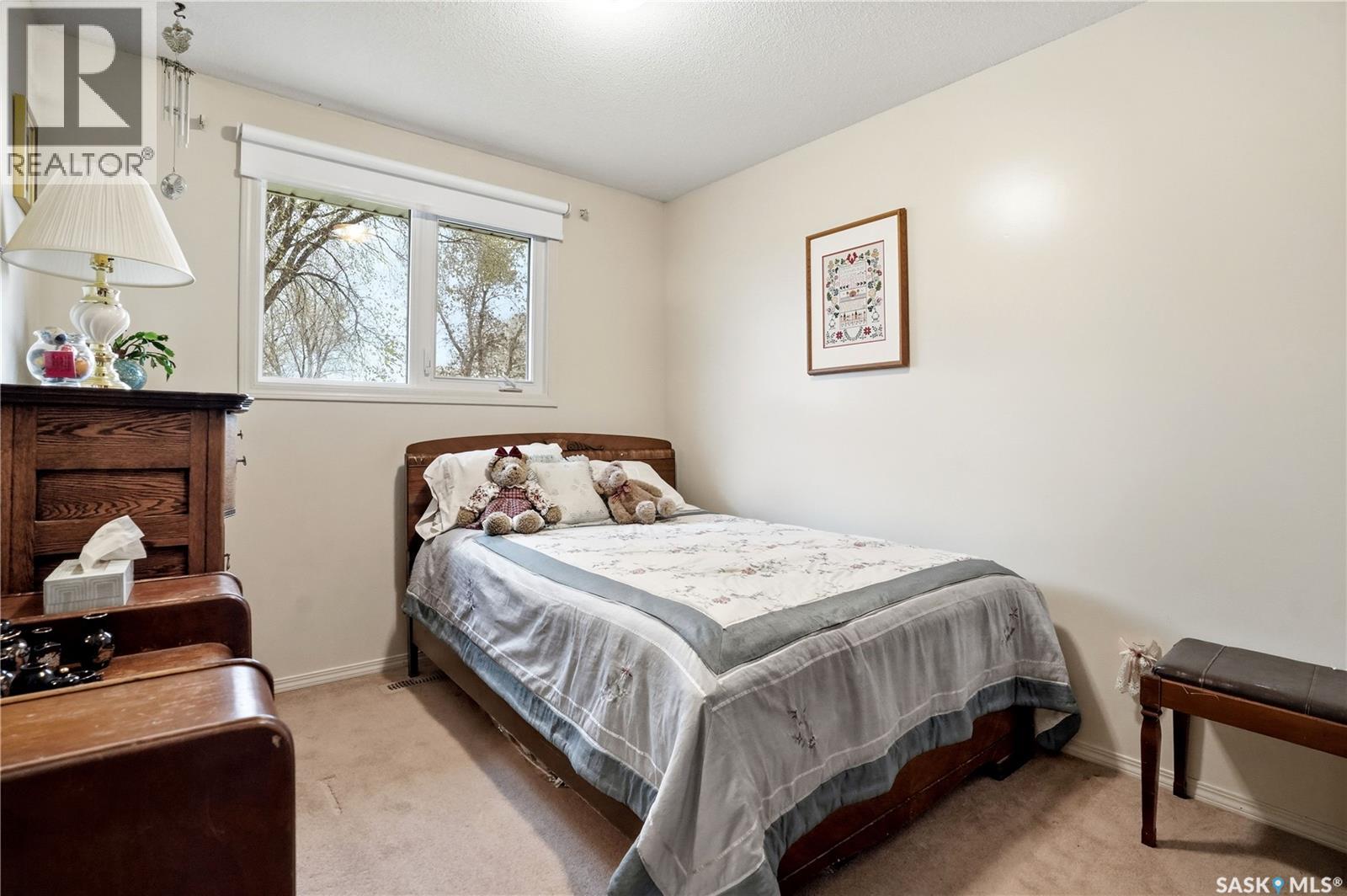 151 Markwell DRIVE - 22