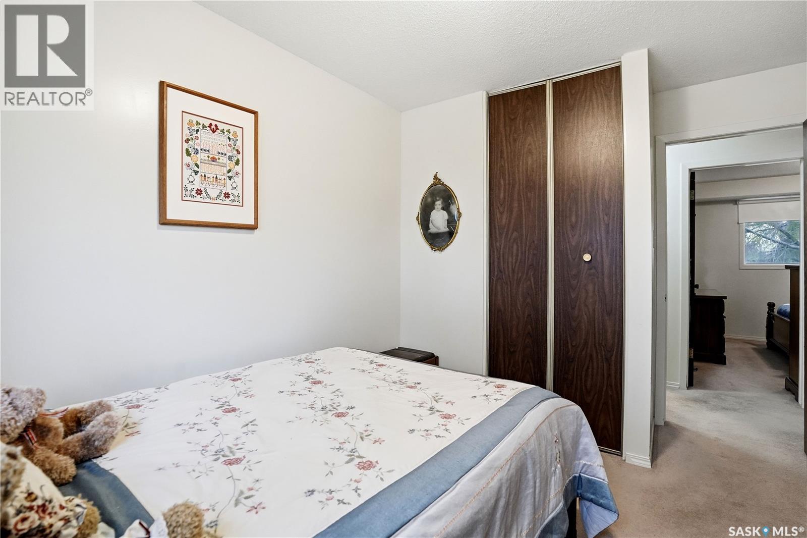 151 Markwell DRIVE - 23