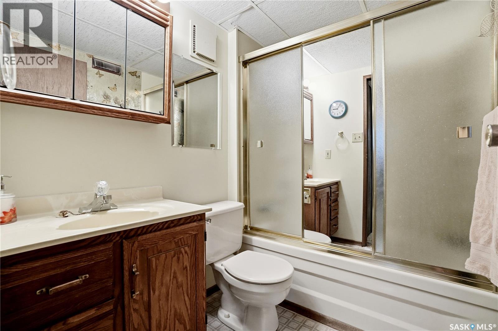 151 Markwell DRIVE - 35