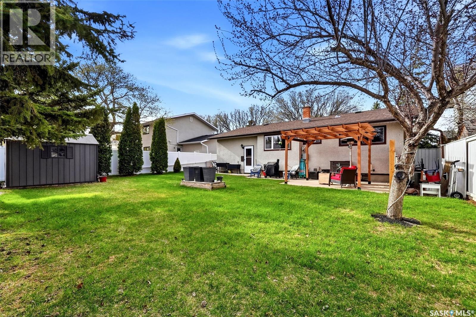 15 Hudson DRIVE - 31