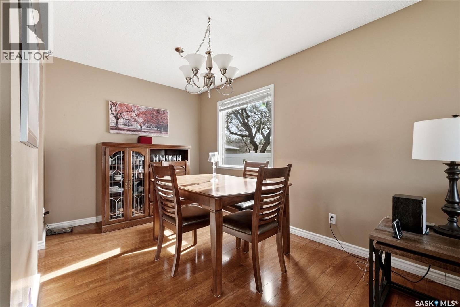 15 Hudson DRIVE - 8