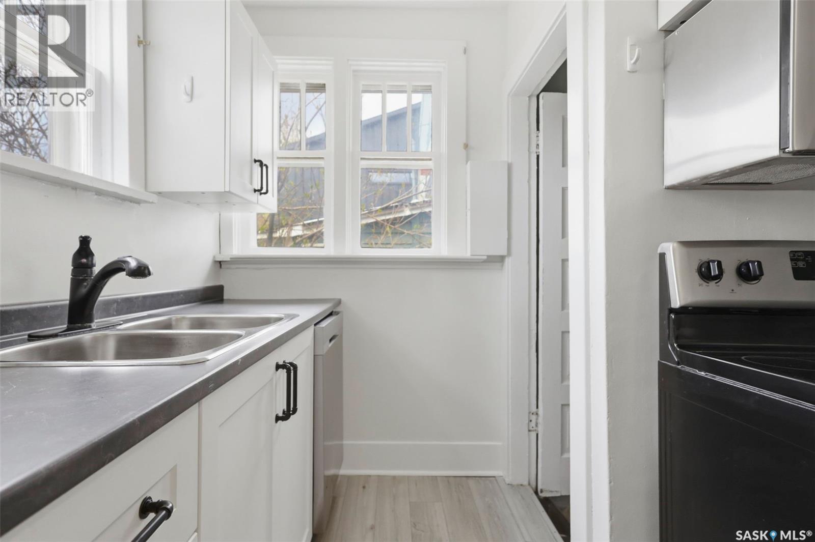 825 L AVENUE S - 13