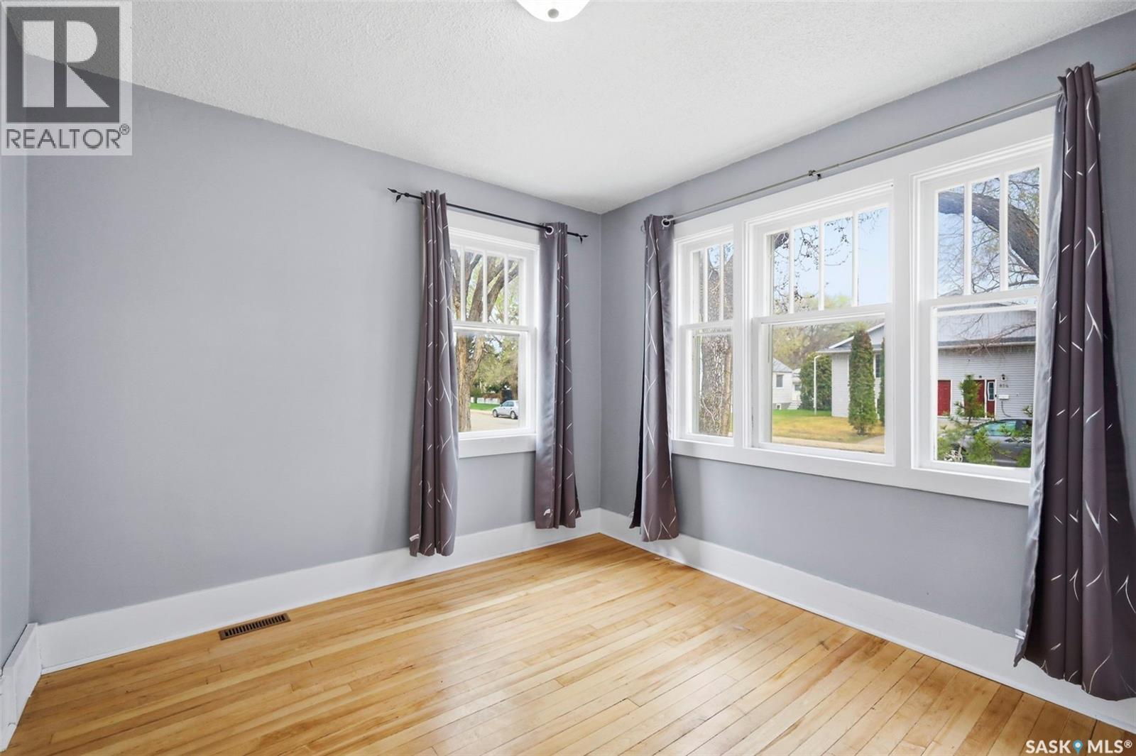 825 L AVENUE S - 7