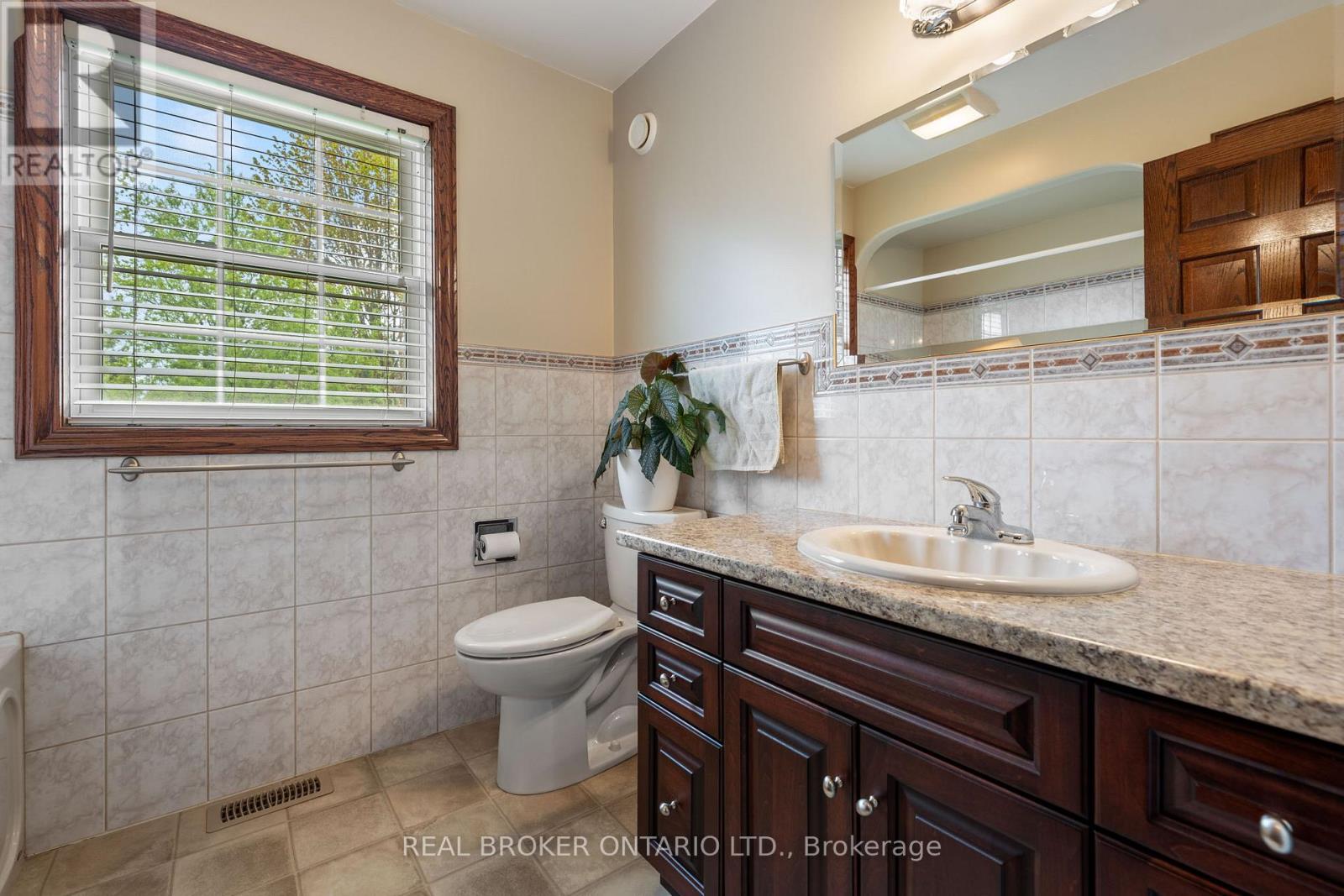 8984 PLANK ROAD - 16