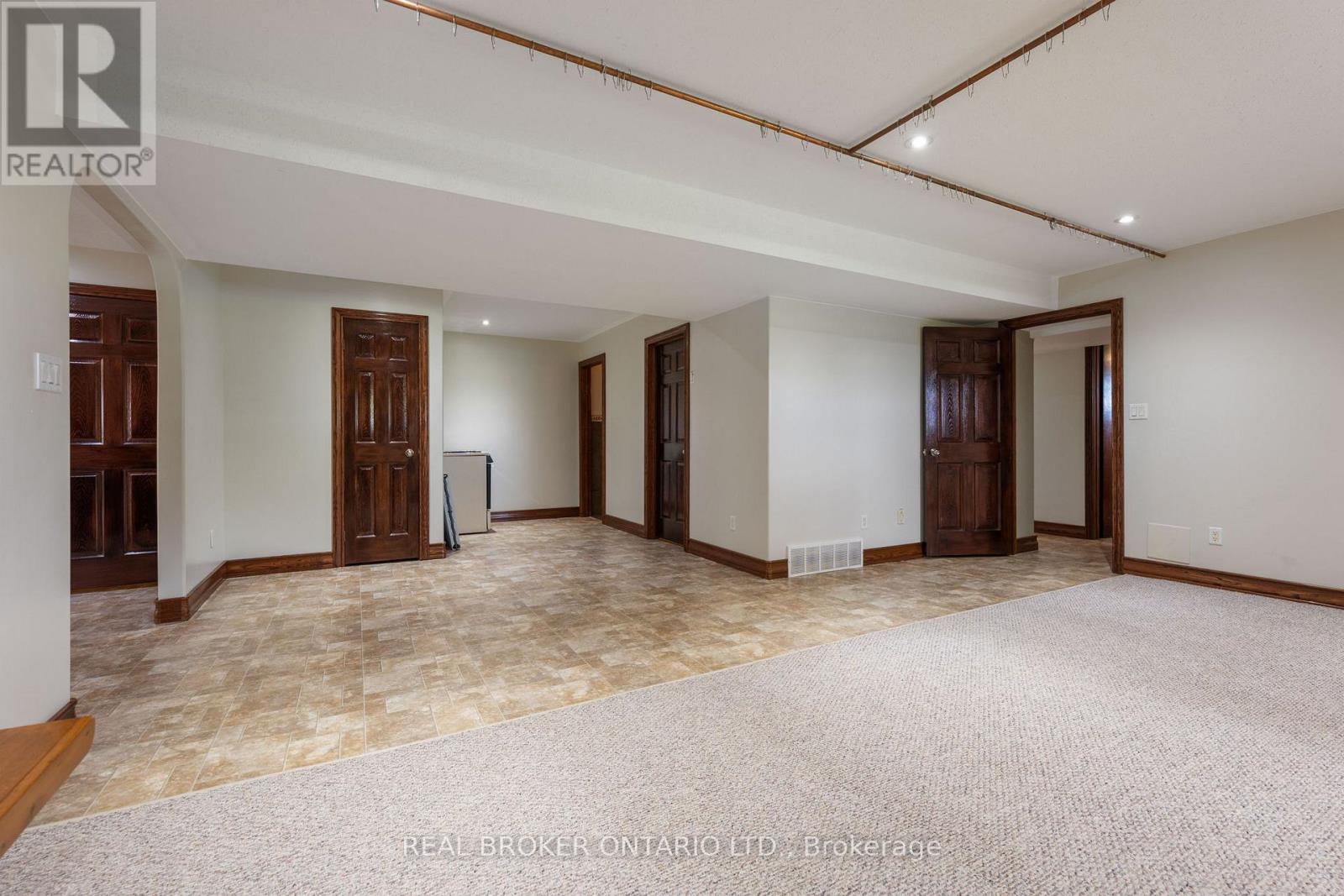 8984 PLANK ROAD - 27
