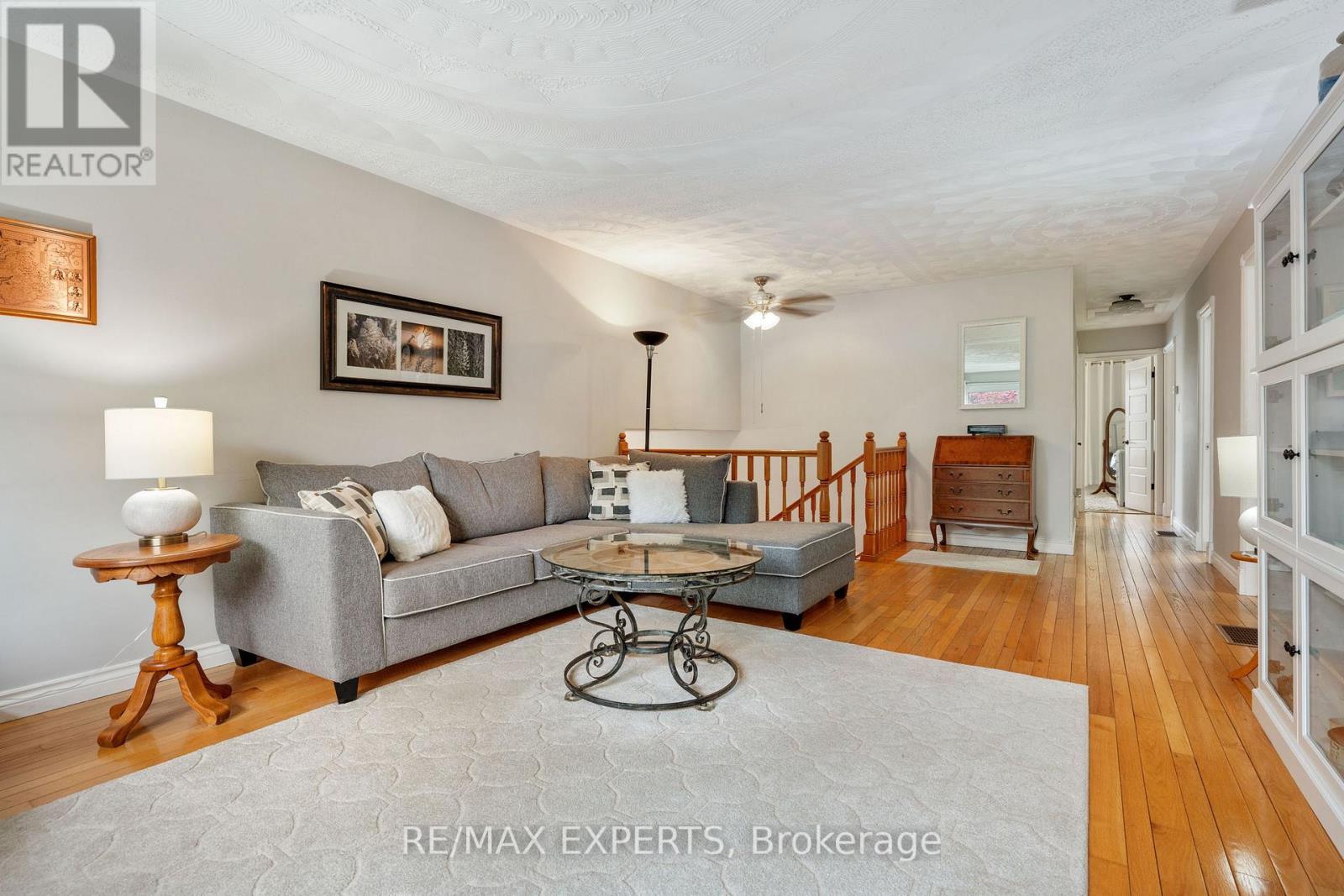 32 CRESTLYNN CRESCENT - 13