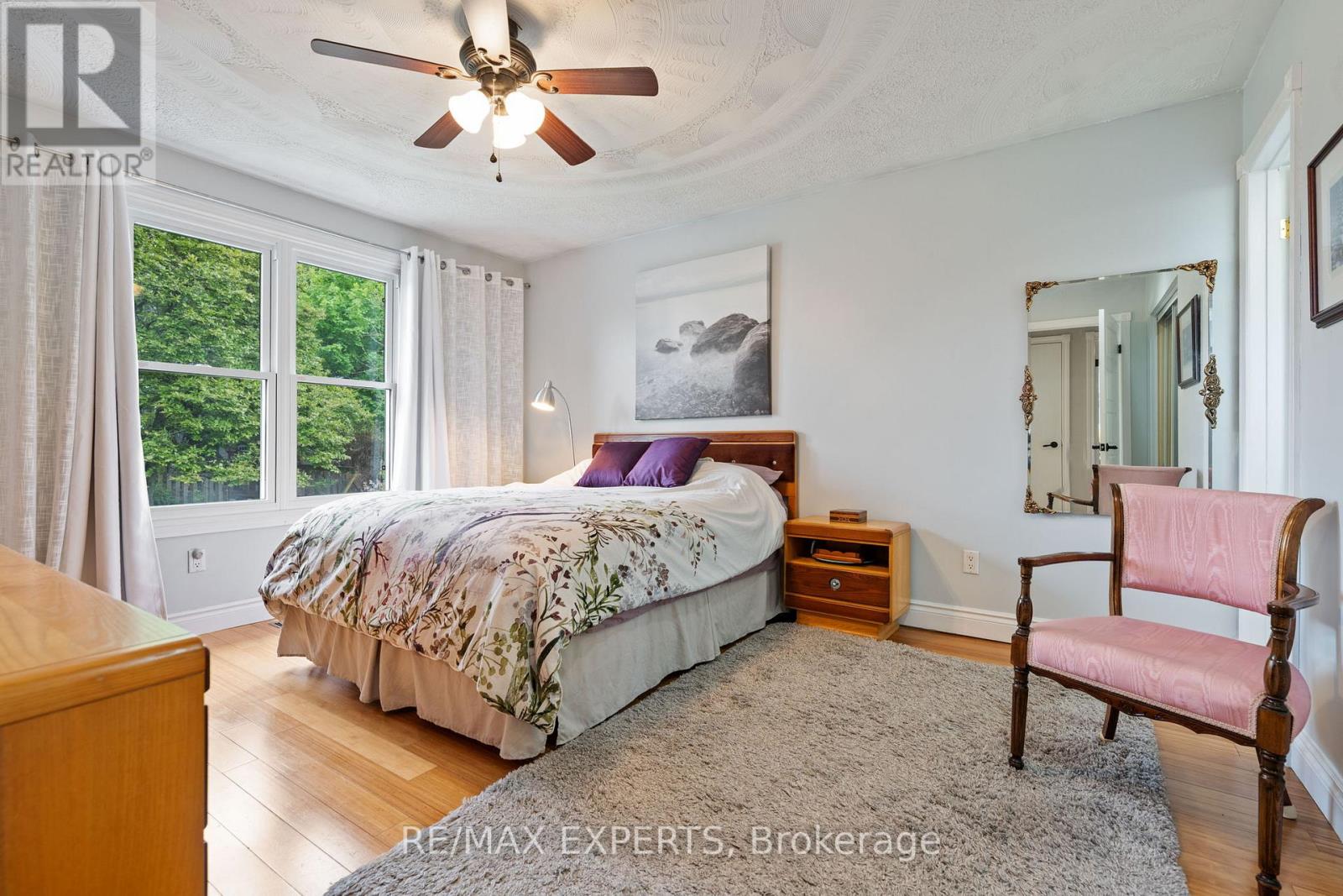 32 CRESTLYNN CRESCENT - 21