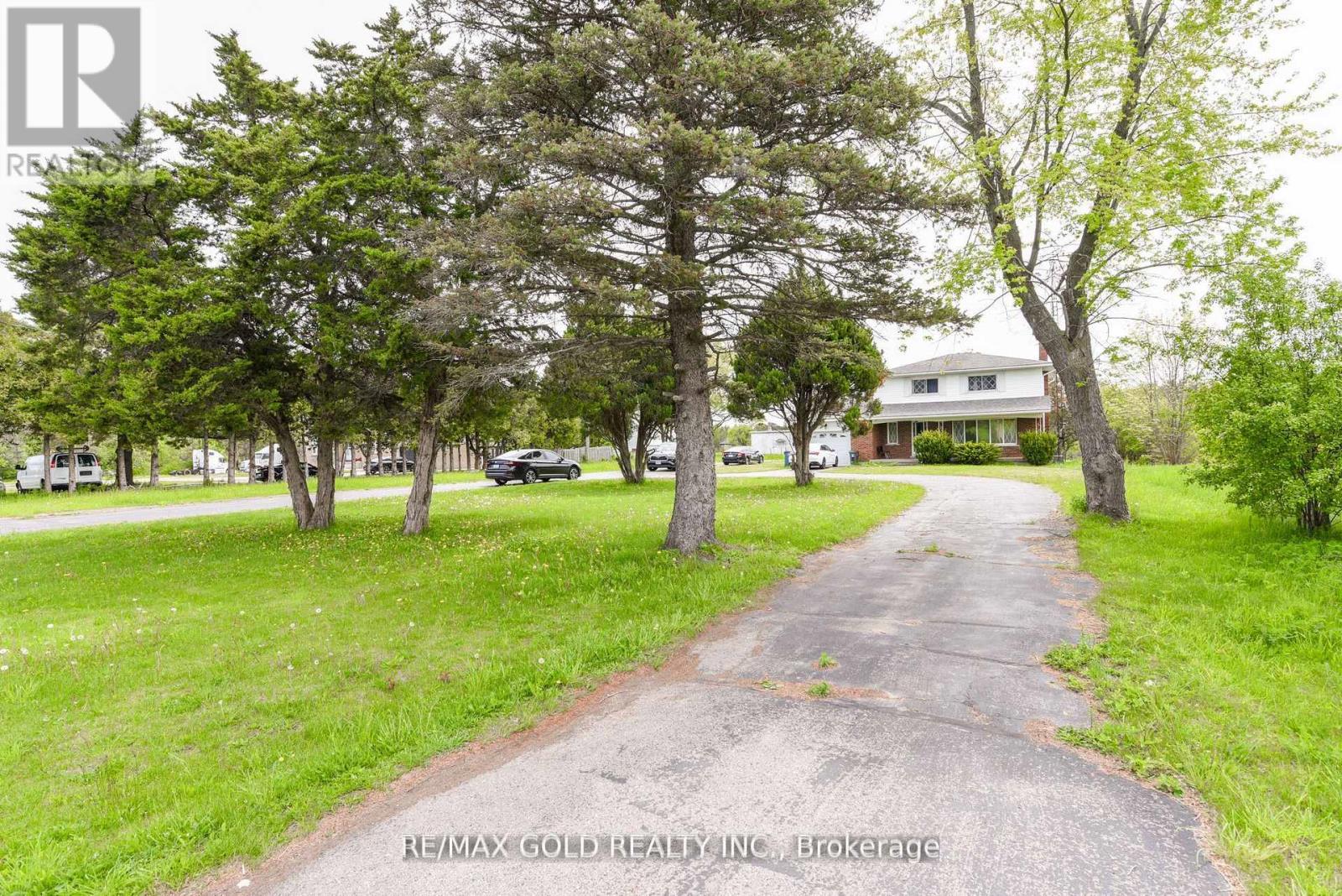 769 STONE ROAD E - 10