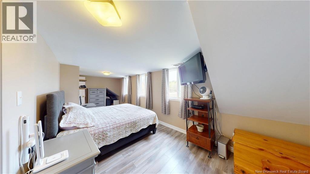 2394 Loch Lomond Road - 22