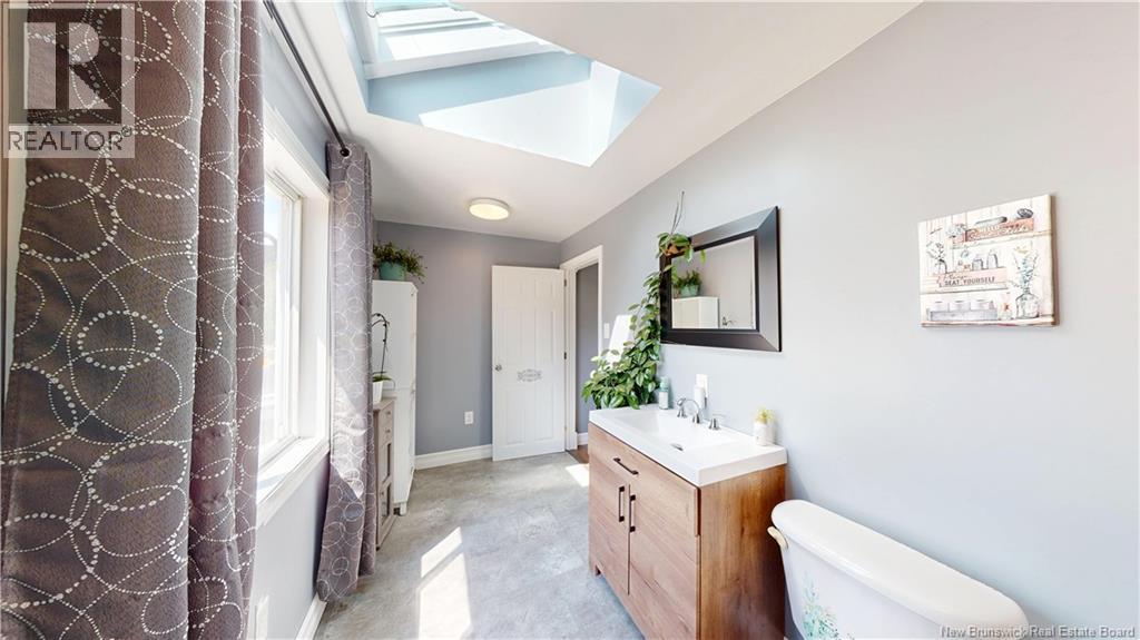 2394 Loch Lomond Road - 16