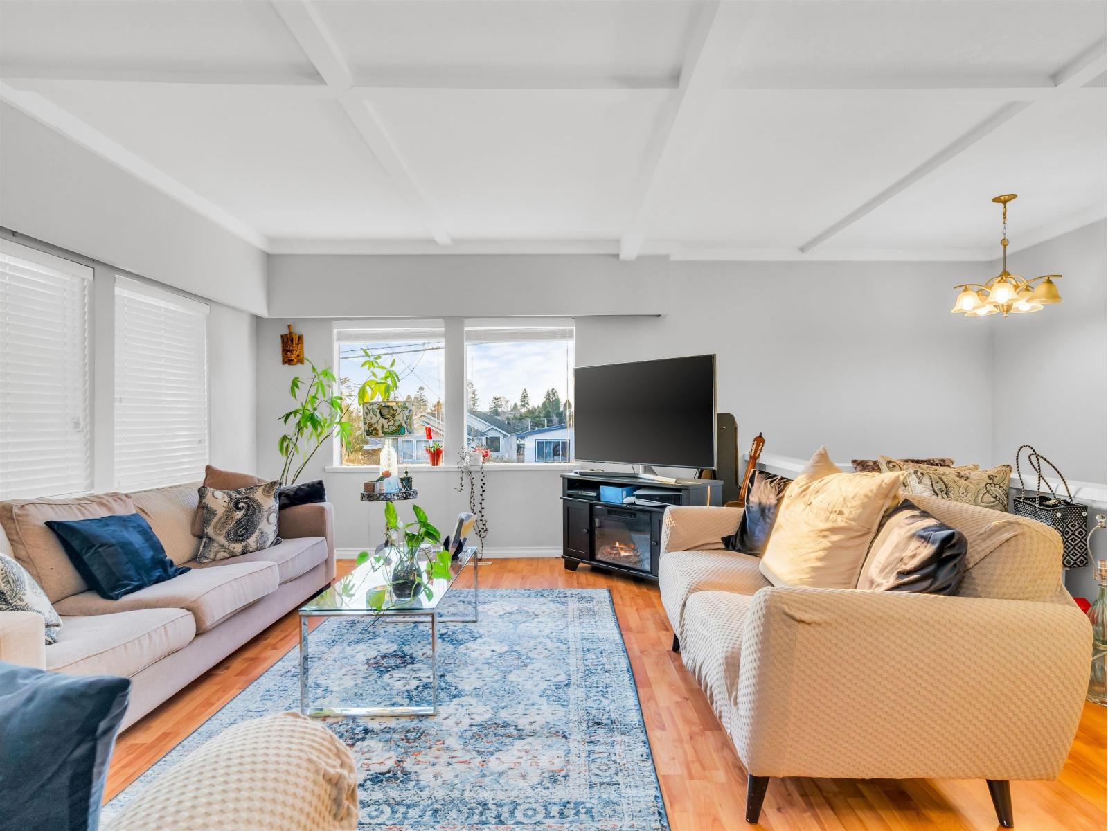 852 STEVENS STREET, White Rock