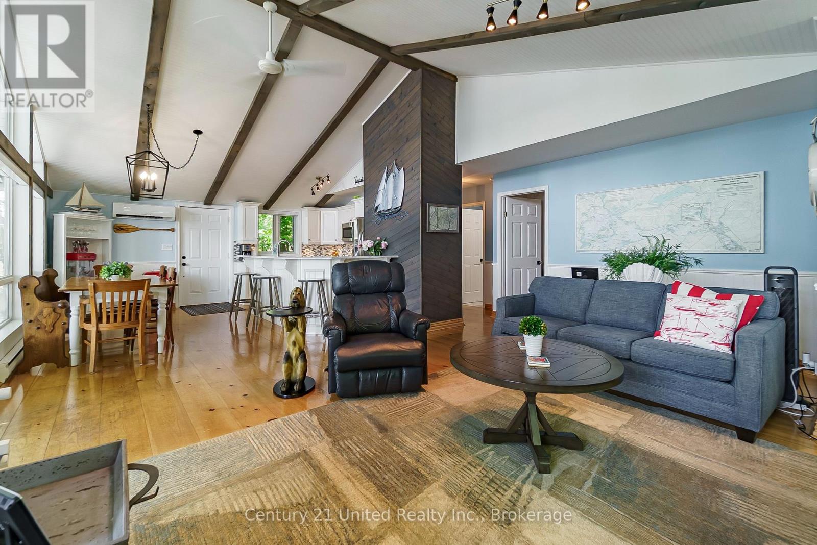 7004 ISLAND 70 - Image 34
