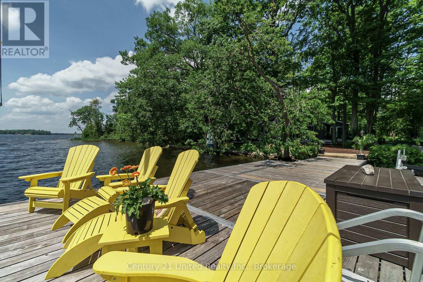 7004 ISLAND 70 - Image 9