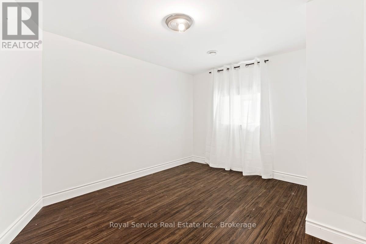 247 COOKE ROAD - 32