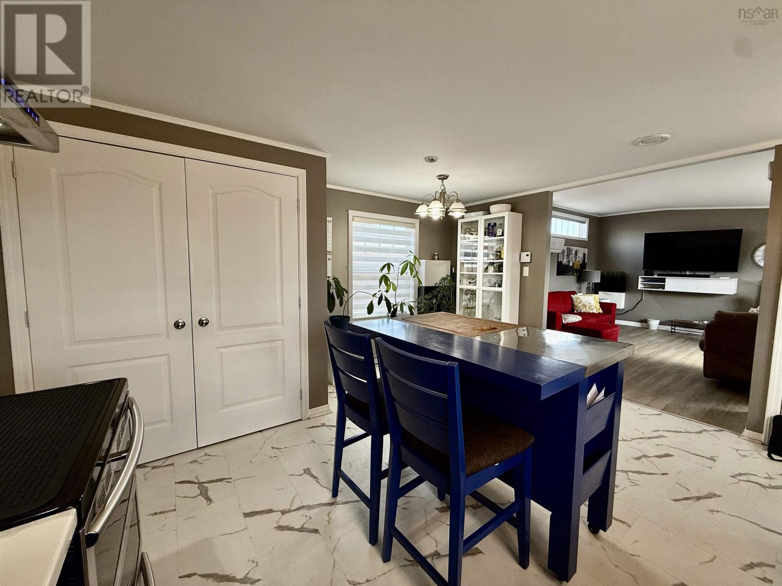 8 Wilson Avenue - 7