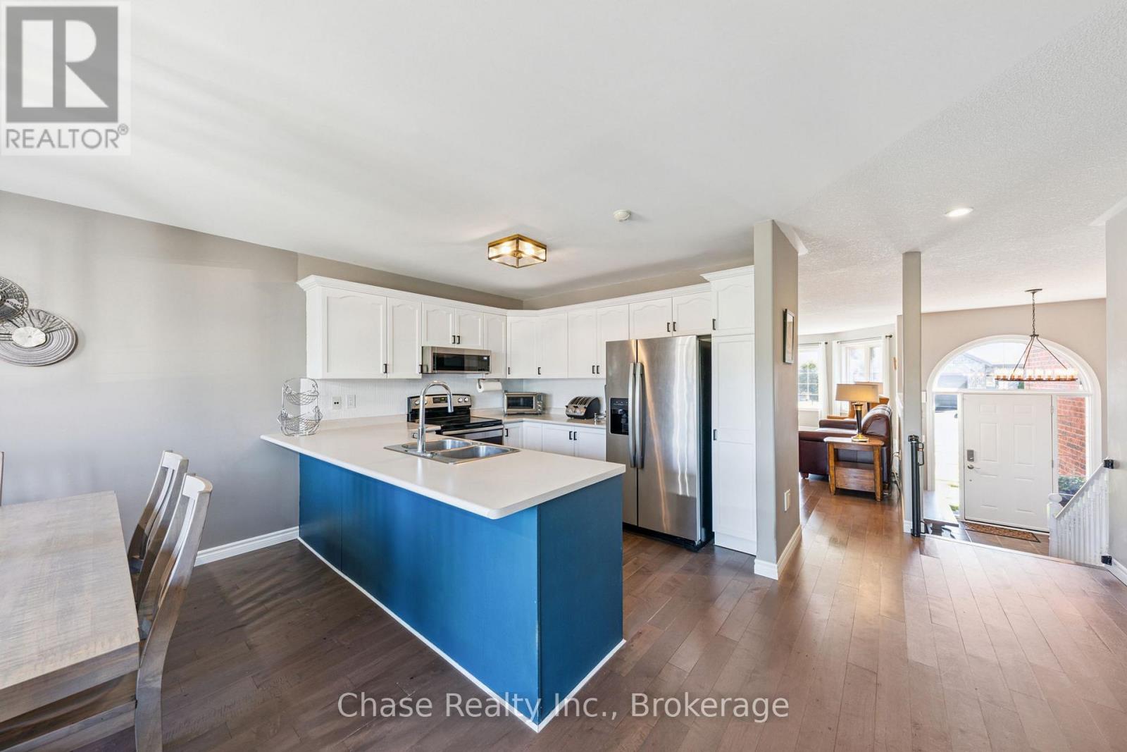 18 ST AMANT ROAD - 9