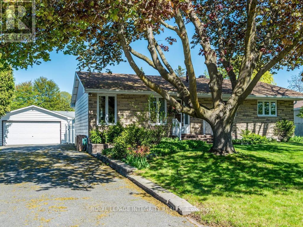 55 OVERLAKE DRIVE - 1