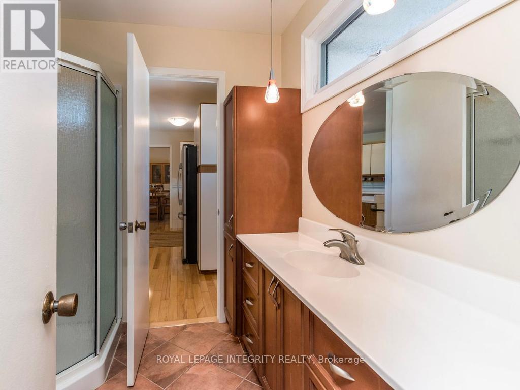 55 OVERLAKE DRIVE - 18